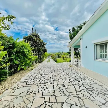 펜션 Avec Piscine, A 3km Du Centre Historique *